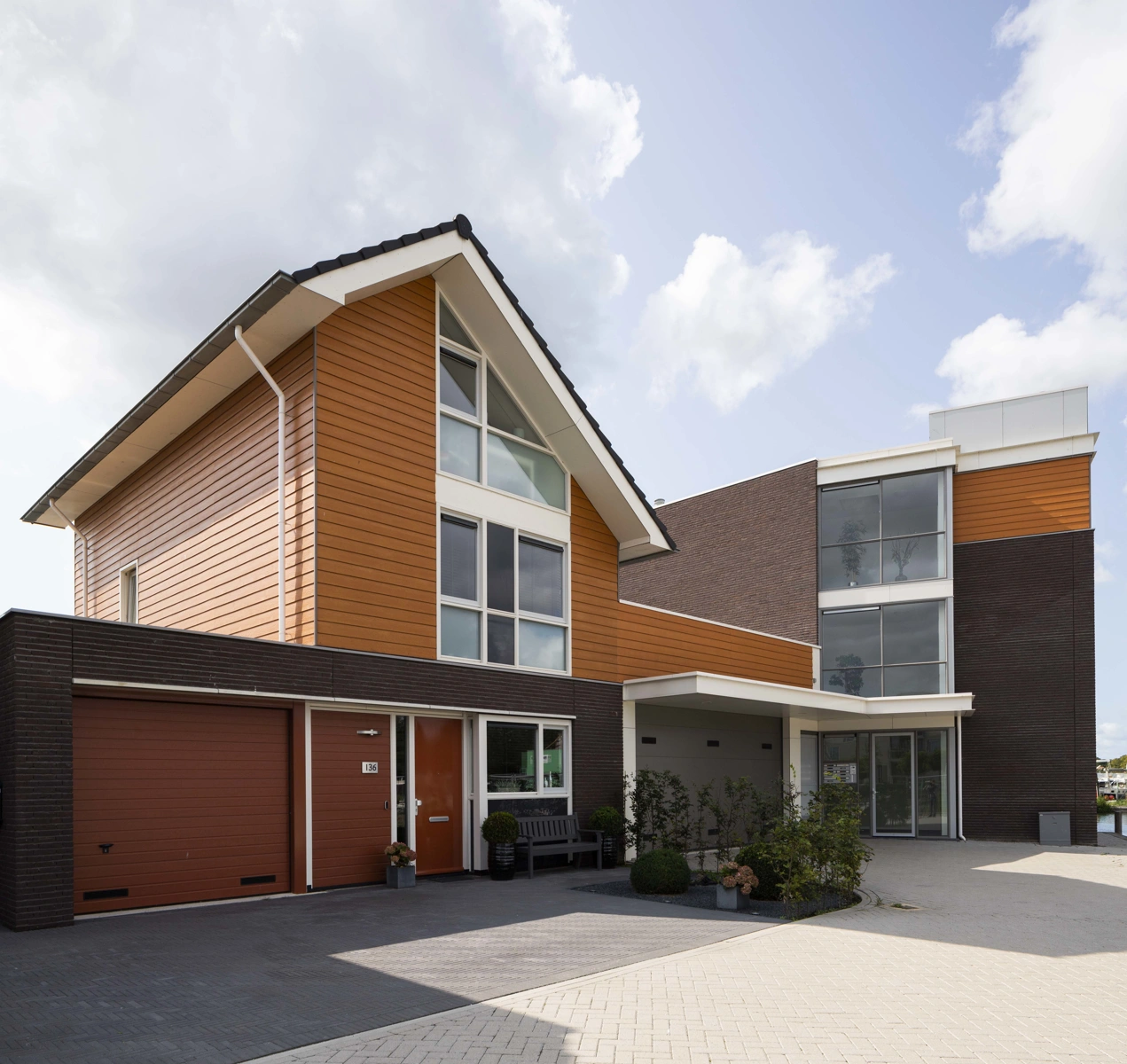 Житлові будинки. Фото 2