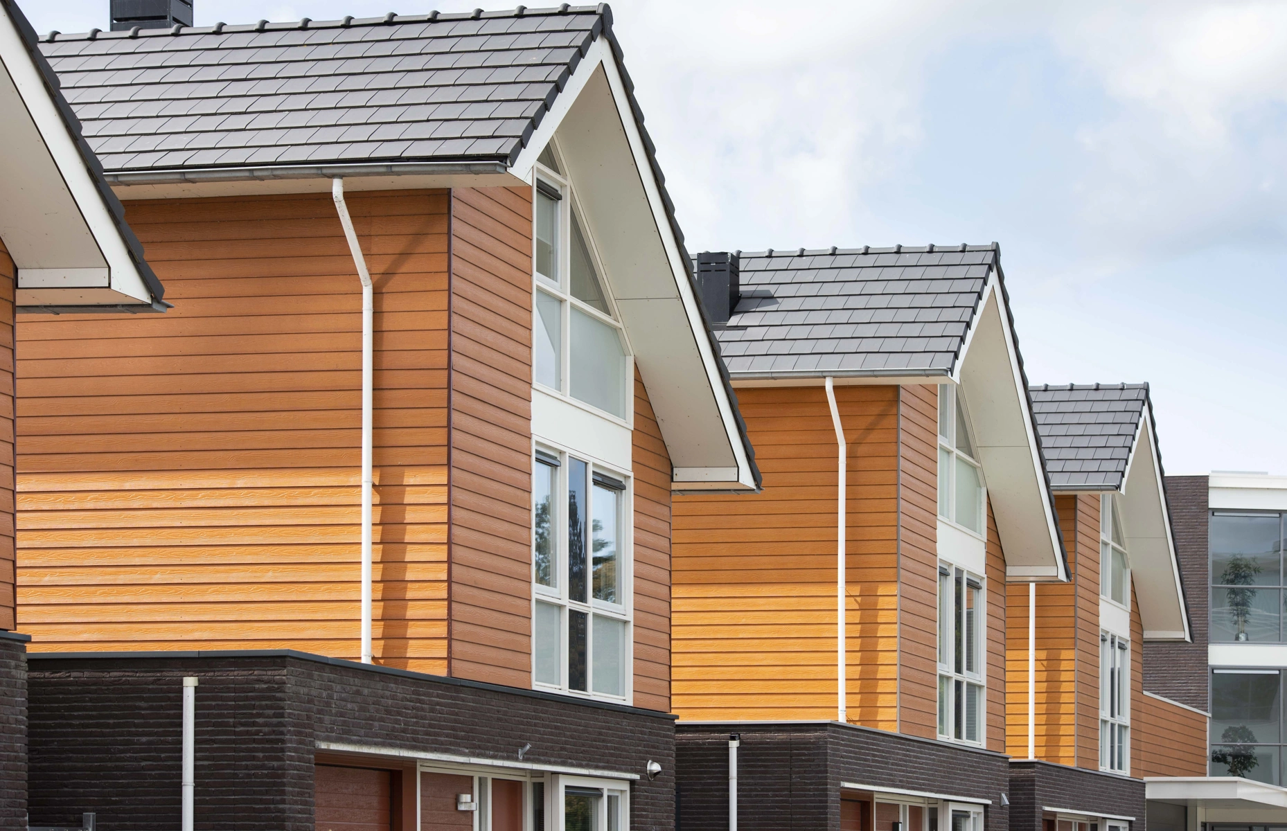 Житлові будинки. Фото 4