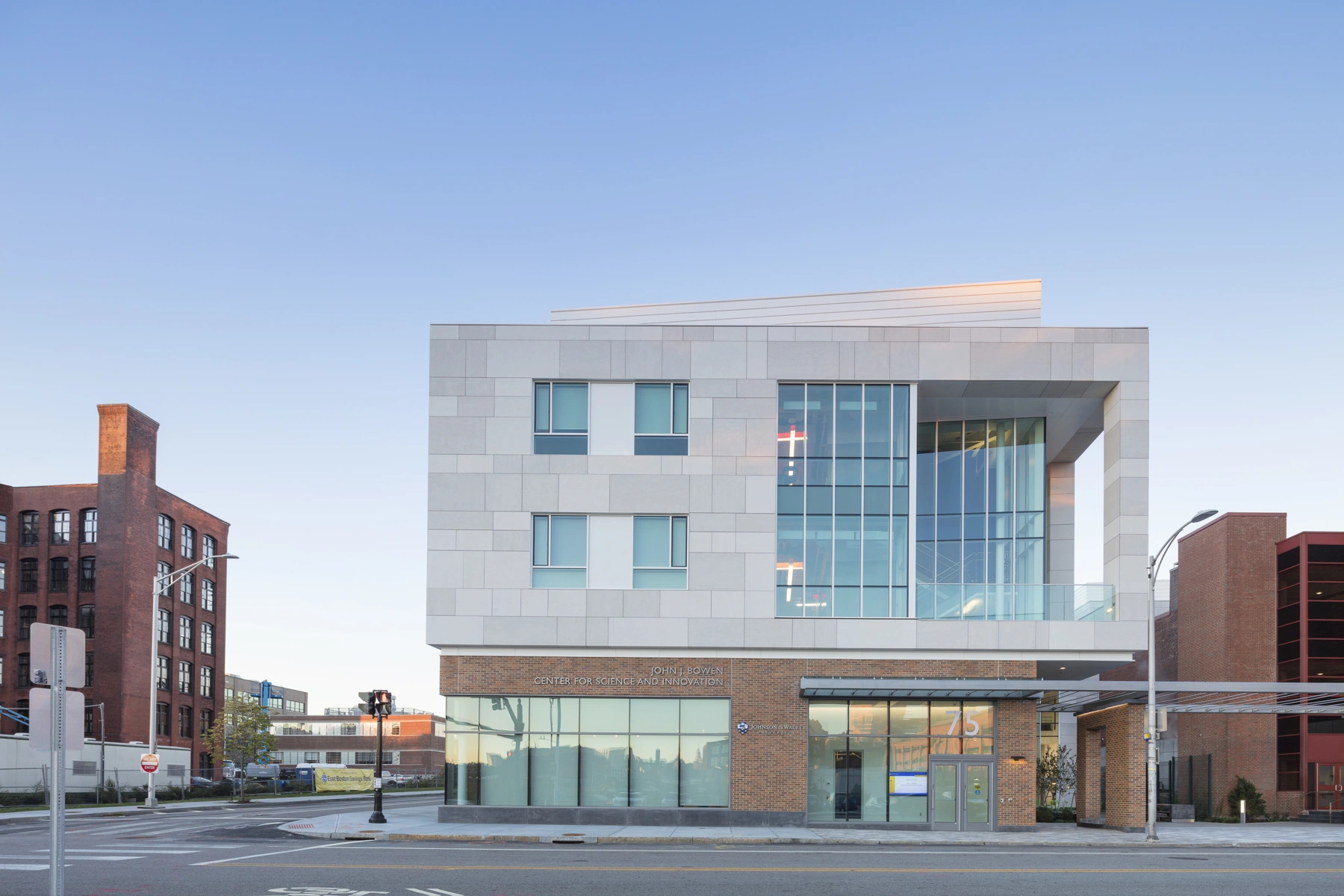 Центр науки та інновацій Джона Дж. Бовена в Бостоні. Фото 2